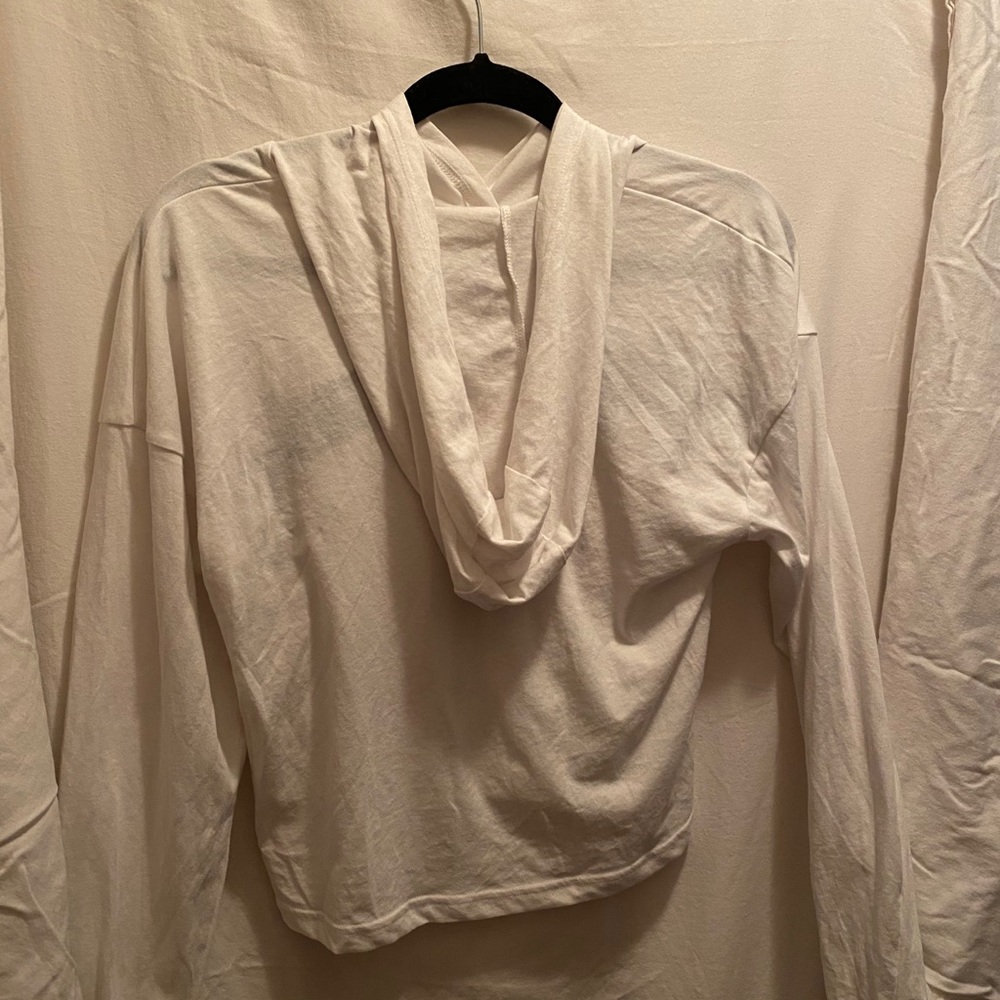 White under armour hoodie